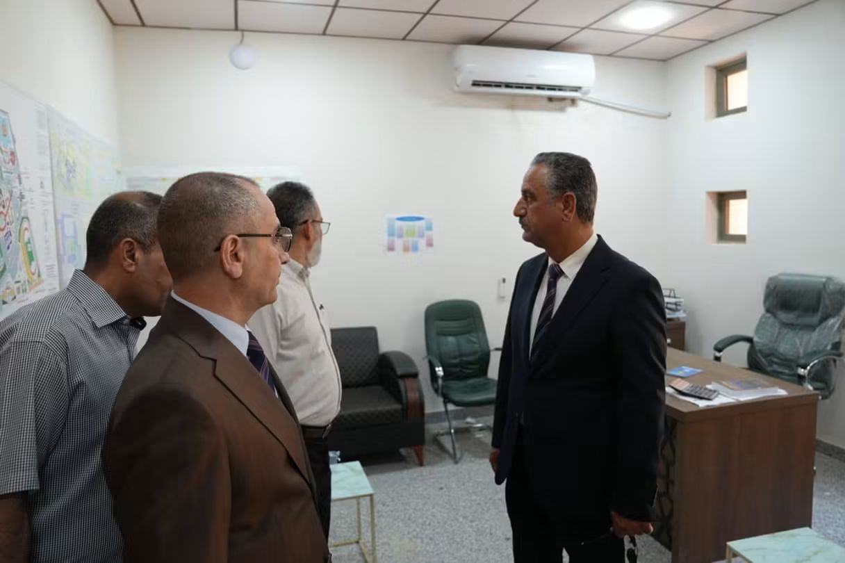 University President Inspects Construction and Projects Department