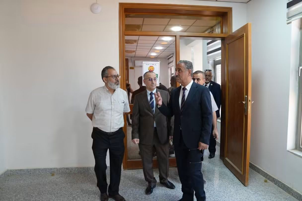 University President Inspects Construction and Projects Department