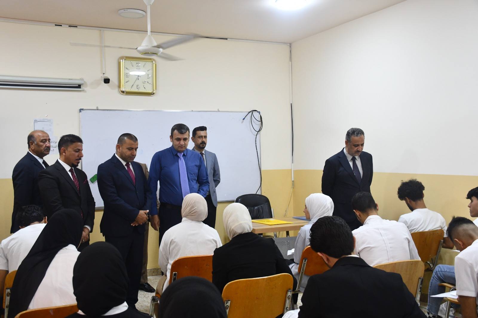President of the University of Fallujah Follows Up on Examinations at the College of Administration and Economics 