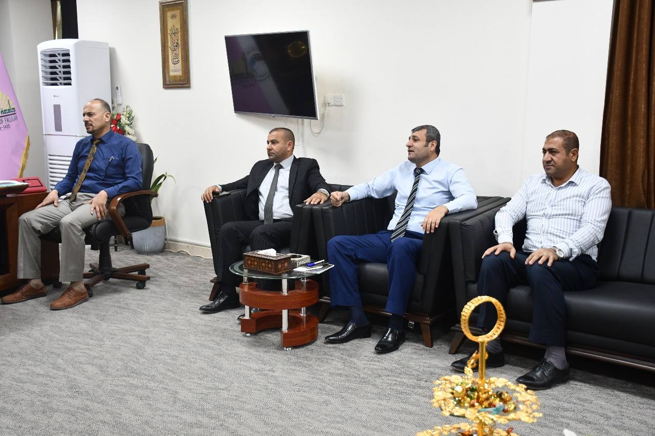 President of the University of Fallujah Chairs Meeting with Committee Overseeing Implementation of SIS and HR Systems
